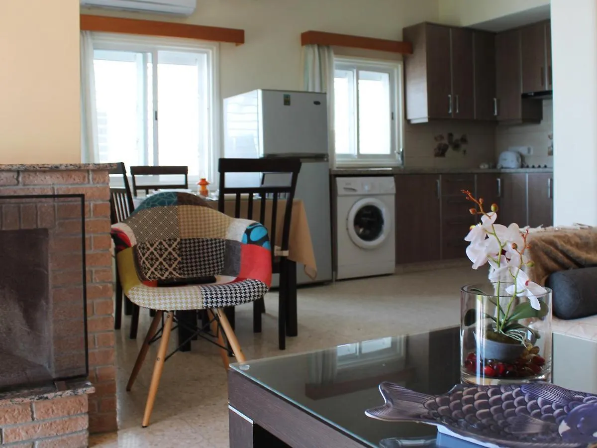 בית נופש פרבוליה Panorama Beach House, 5 Meters To The Sea